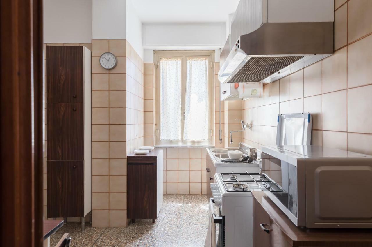 Hortis Apartment, 5 Persone, 2 Camere, Balcone, Metro C E Tram Per Il Centro Róma Kültér fotó